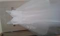 Suknia ślubna Sprzedam nową piękną suknie ślubną kolor: Biały rozmiar: 40 sukni halki 38