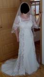 Suknia ślubna Sprzedam piękną koronkową suknię ślubną z dodatkami kolor: ecru rozmiar: 36/38