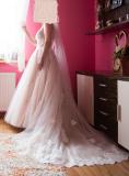 Suknia ślubna suknia ślubna kolor: białą  rozmiar: 38