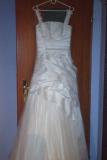 Suknia ślubna suknia ślubna kolor: biała rozmiar: 38 możliwość regulacji 