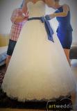 Suknia ślubna Piękna koronkowa suknia książniczka z szafirową kokardą kolor: biały rozmiar: 38