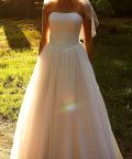 Suknia ślubna Sprzedam suknię ślubną kolor: biały rozmiar: 36